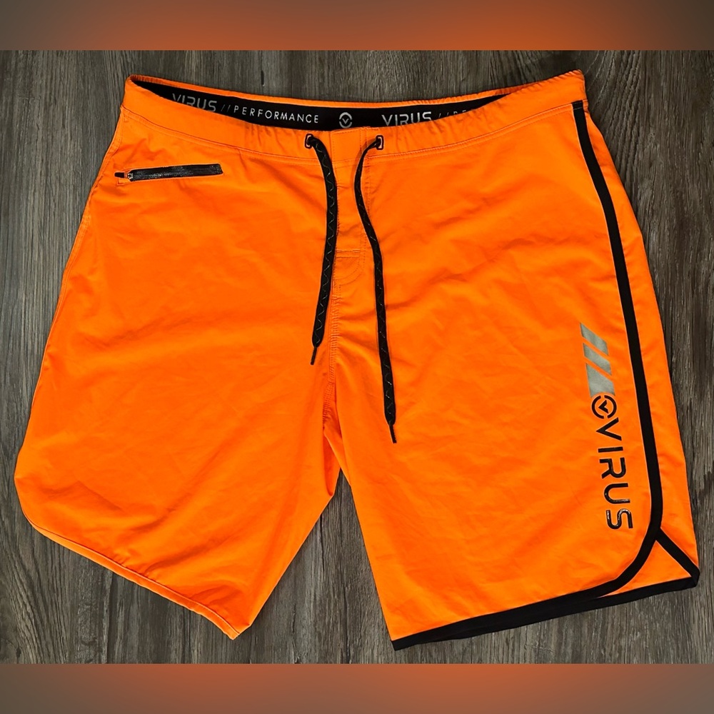 Men’s Virus Airflex Performance Orange/Black Stretch Training Shorts- Size 40
